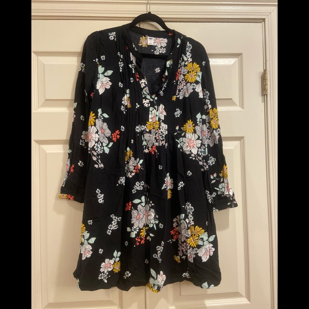 Old Navy notch collared dress size L